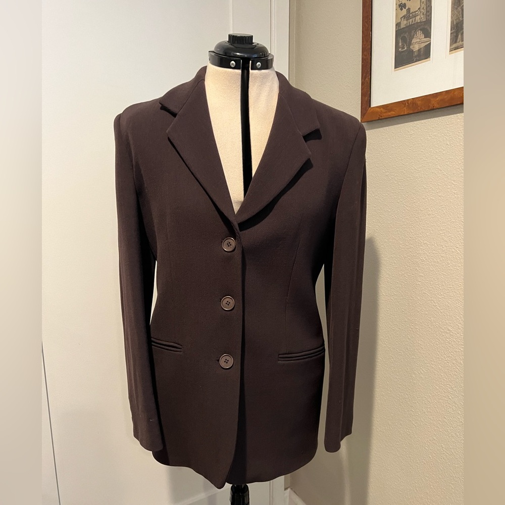 Emporio Armani blazer. Vintage. Very good condition. Size 44. Made in Italy.